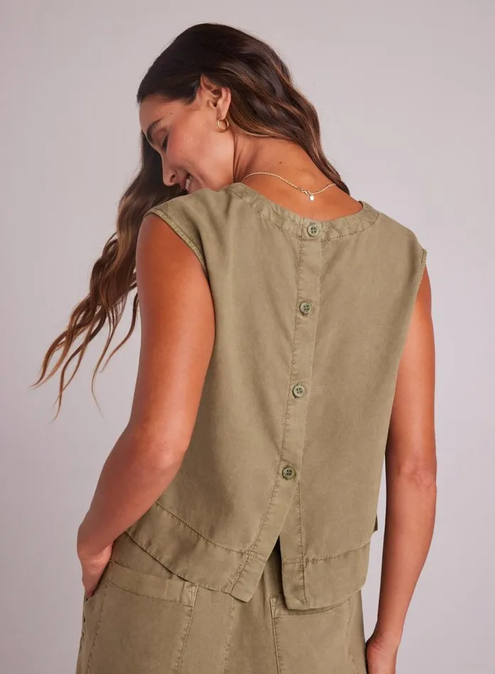 Bella Dahl Boxy Button Back Top 8211 French Olive Women Sleeveless Bella Dahl Boxy Button Back Top 8211 French Olive Women Sleeveless