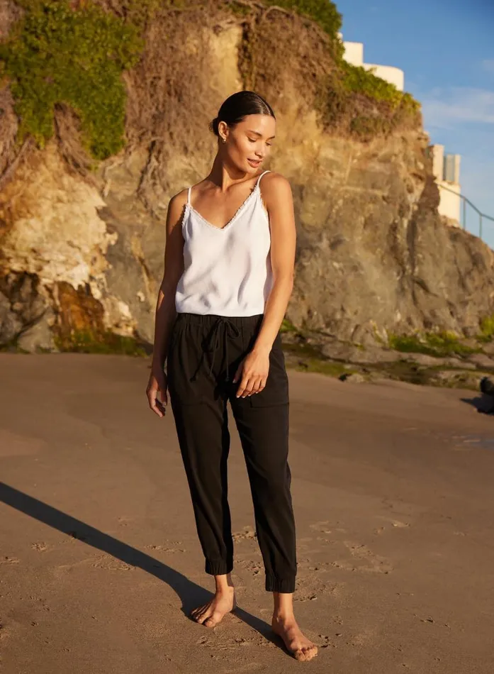 Bella Dahl Pocket Jogger 8211 Vintage Black Women Joggers