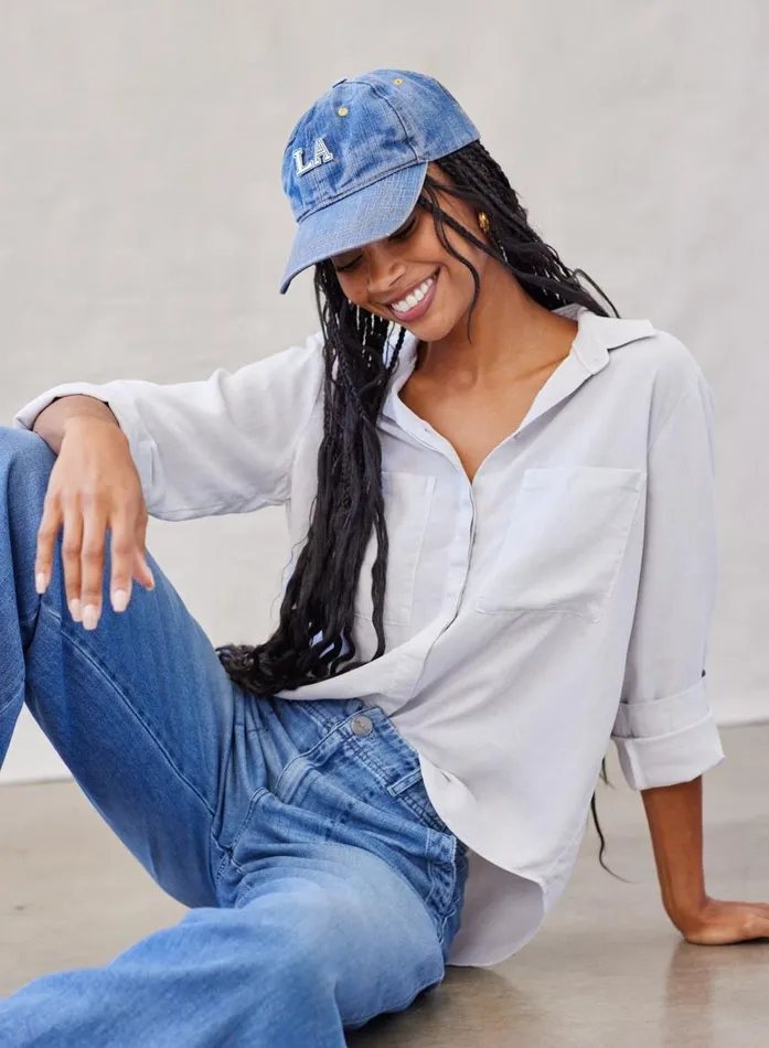 Bella Dahl Two Pocket Classic Button Down 8211 Foggy Sky Women Long Sleeve Bella Dahl Two Pocket Classic Button Down 8211 Foggy Sky Women Long Sleeve