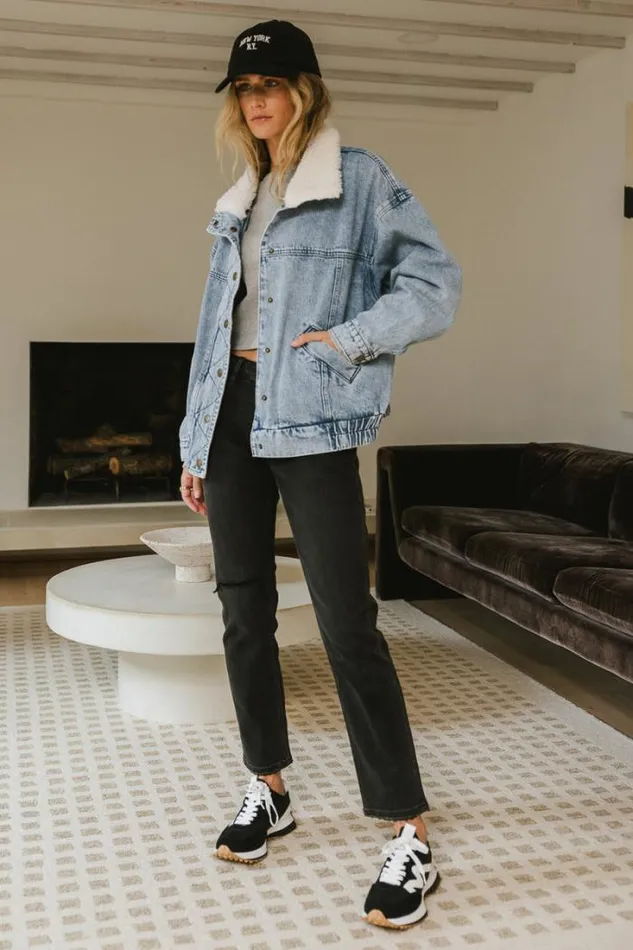 Bohme Outerwear Sherpa Collar Denim Jacket Light Wash 8211 Women Bohme Outerwear Sherpa Collar Denim Jacket Light Wash 8211 Women