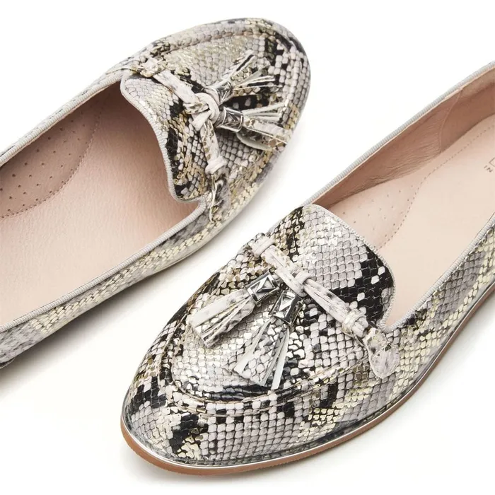 Brogues And Loafers Women Moda In Pelle Evvaa Natural Snake Print