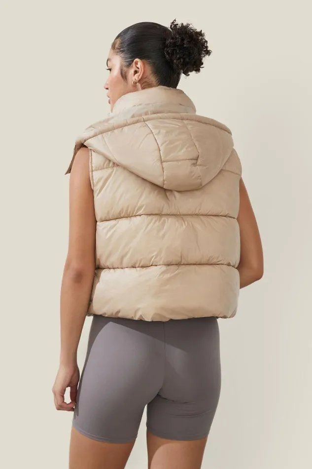 Cotton On Jackets The Recycled Mother Hooded Puffer Vest 20 White Pepper 8211 Women Cotton On Jackets The Recycled Mother Hooded Puffer Vest 20 White Pepper 8211 Women