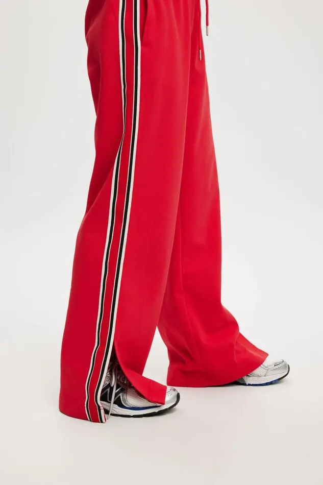 Cotton On SweatsandHoodies Court Side Track Pant Raspberrycoconut Milk 8211 Women Cotton On SweatsandHoodies Court Side Track Pant Raspberrycoconut Milk 8211 Women