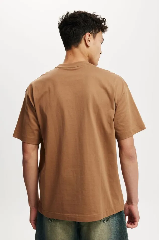 Cotton On Tees and Tanks Box Fit Graphic TShirt Burnt Almondfading 8211 Men Cotton On Tees and Tanks Box Fit Graphic TShirt Burnt Almondfading 8211 Men