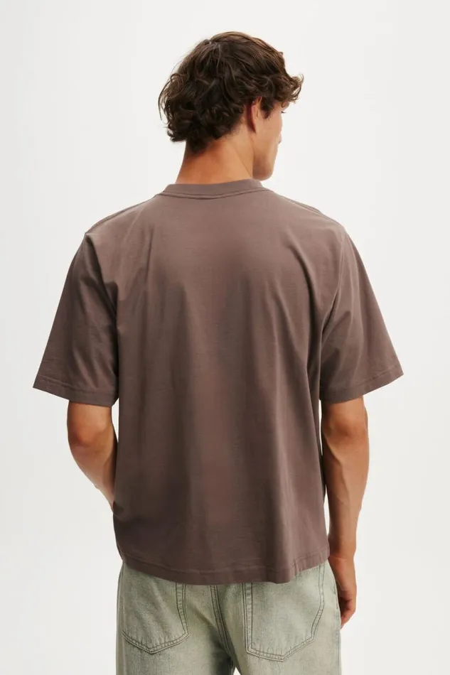 Cotton On Tees and Tanks Cropped Fit TShirt Washed Chocolate 8211 Men Cotton On Tees and Tanks Cropped Fit TShirt Washed Chocolate 8211 Men