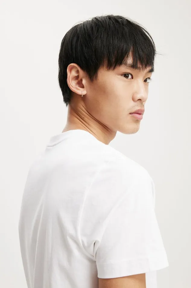 Cotton On Tees and Tanks Cropped Regular Fit TShirt White 8211 Men Cotton On Tees and Tanks Cropped Regular Fit TShirt White 8211 Men