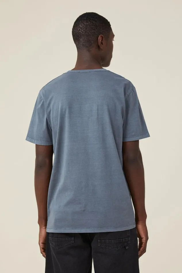 Cotton On Tees and Tanks Organic Regular Fit Crew TShirt Dusty Denim 8211 Men Cotton On Tees and Tanks Organic Regular Fit Crew TShirt Dusty Denim 8211 Men