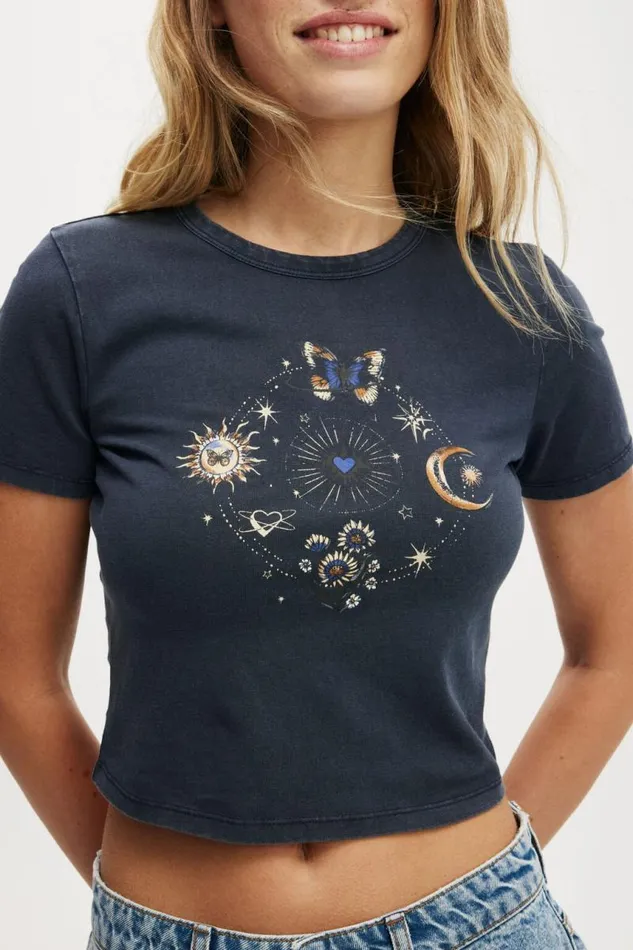 Cotton On Tops Crop Fit Graphic Tee Cosmic Sky Ink Navy 8211 Women Cotton On Tops Crop Fit Graphic Tee Cosmic Sky Ink Navy 8211 Women