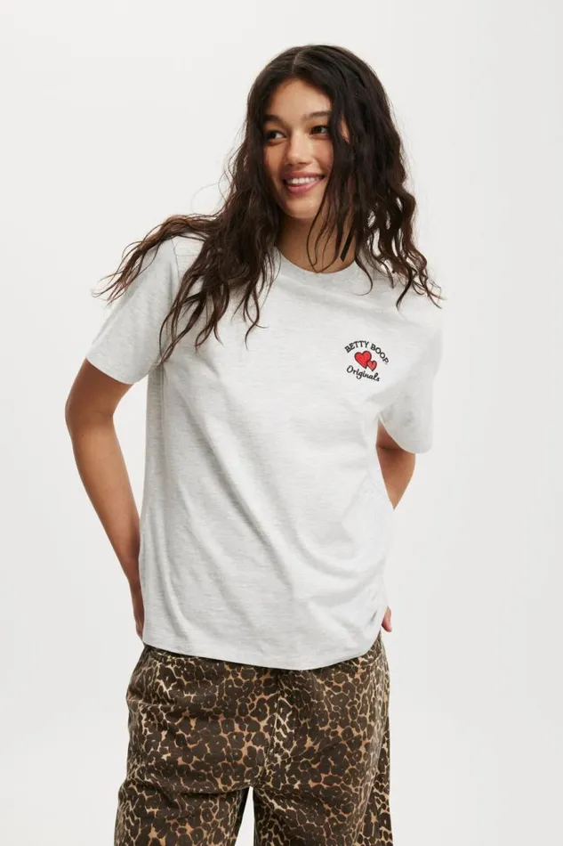 Cotton On Tops Regular Fit Graphic Tee Lcn Bbp Betty Boop Originals Soft Grey Marle 8211 Women Cotton On Tops Regular Fit Graphic Tee Lcn Bbp Betty Boop Originals Soft Grey Marle 8211 Women