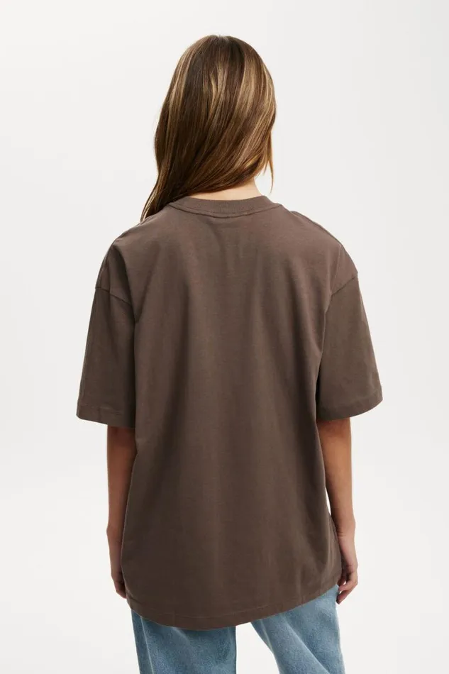 Cotton On Tops The Lcn Music Boxy Graphic Tee Lcn Bra Shania Twain Dark Truffle 8211 Women Cotton On Tops The Lcn Music Boxy Graphic Tee Lcn Bra Shania Twain Dark Truffle 8211 Women