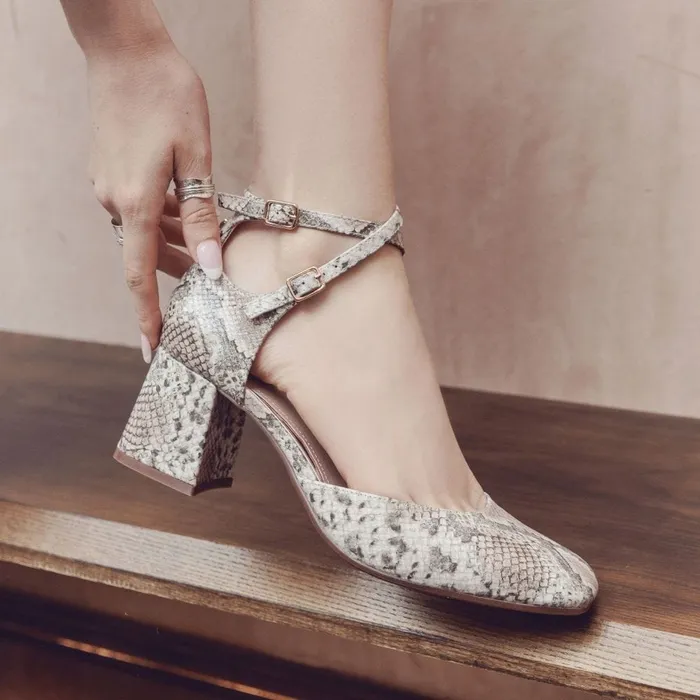 Court Shoes Women Moda In Pelle Daziah Natural Snake Print Leather