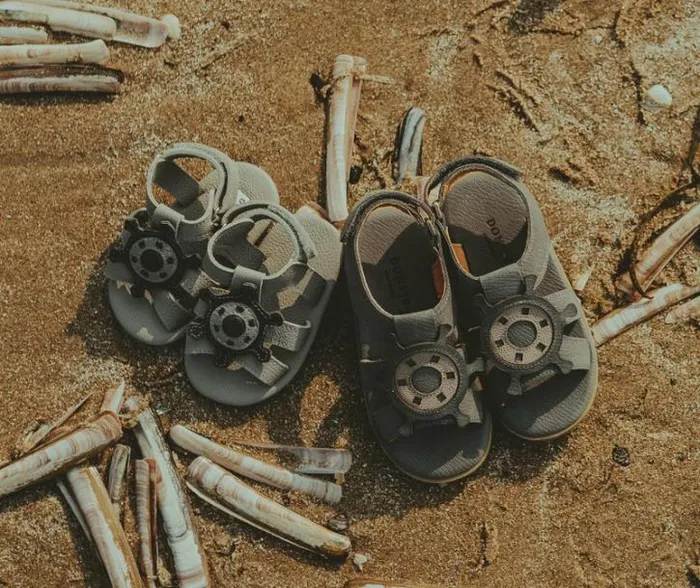 Donsje Amsterdam Shoes Baby Flops Light Grey Betting Leather