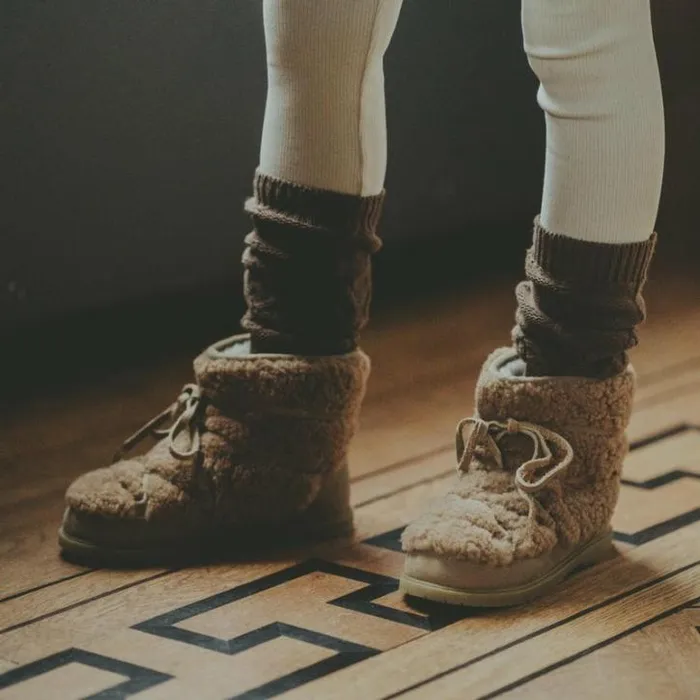 Donsje Amsterdam Socks and Tights Girls Suzi Leg Warmers Espresso