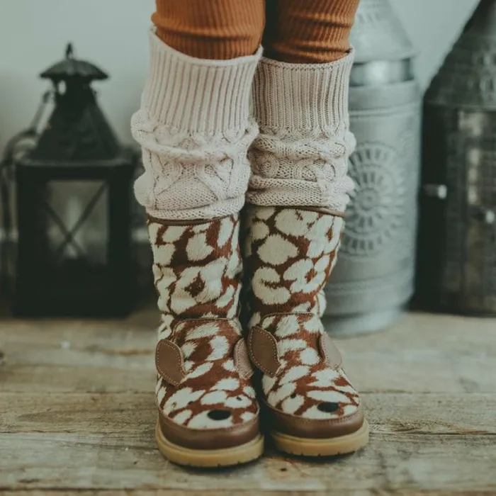 Donsje Amsterdam Socks and Tights Girls Suzi Leg Warmers Soft Sand