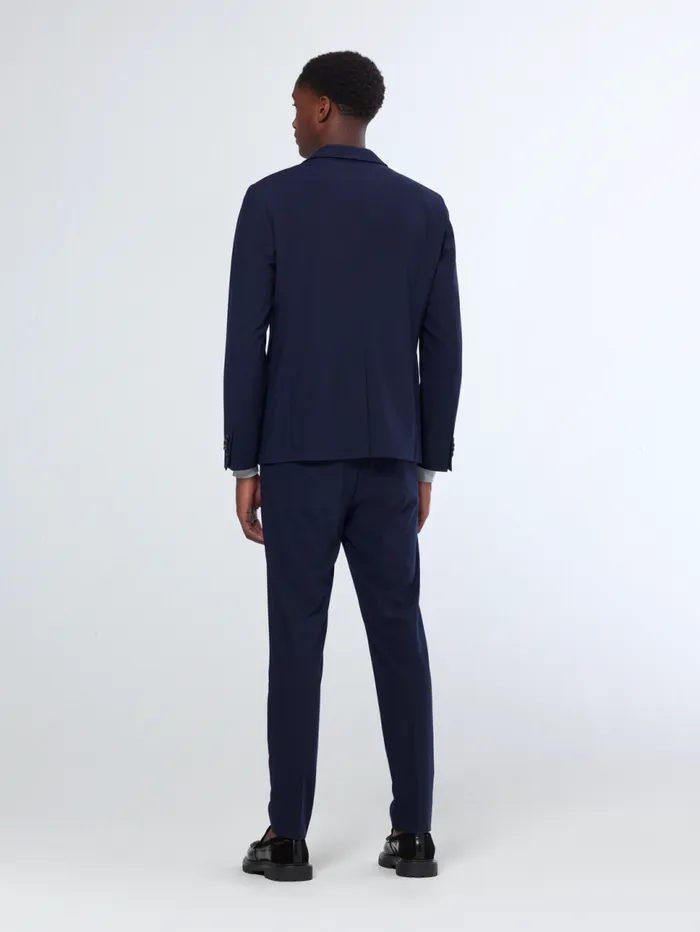 Essential 8211 UNCONSTRUCTED PEAK LAPEL COOLWOOL BLAZER Night Men Scotch and Soda Essentials Essential 8211 UNCONSTRUCTED PEAK LAPEL COOLWOOL BLAZER Night Men Scotch and Soda Essentials
