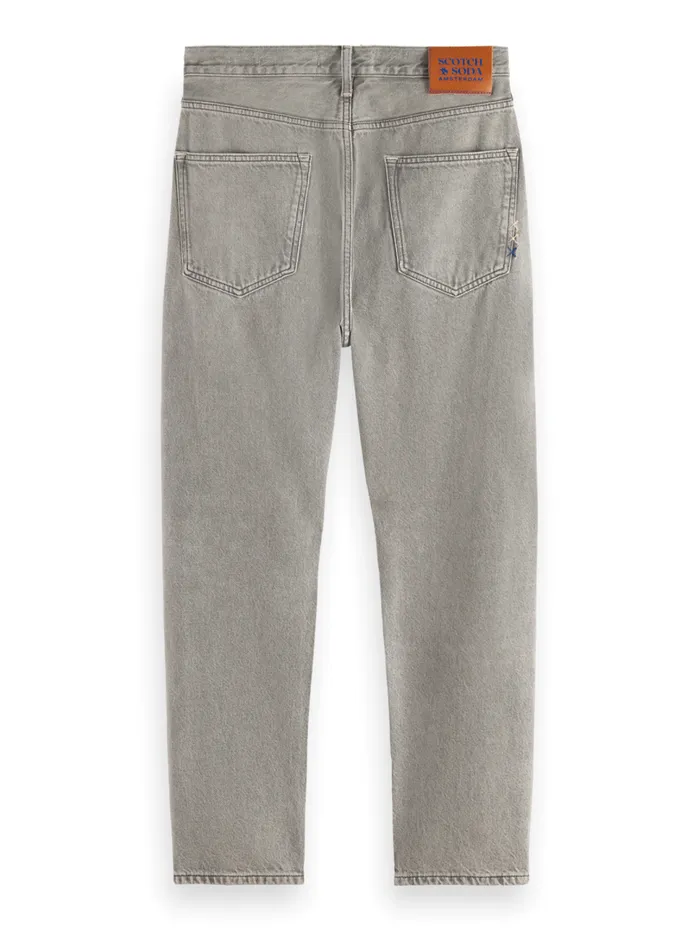 Essential DEAN LOOSE TAPERED JEANS GREY ROAD Grey Road Men Scotch and Soda Essentials Essential DEAN LOOSE TAPERED JEANS GREY ROAD Grey Road Men Scotch and Soda Essentials