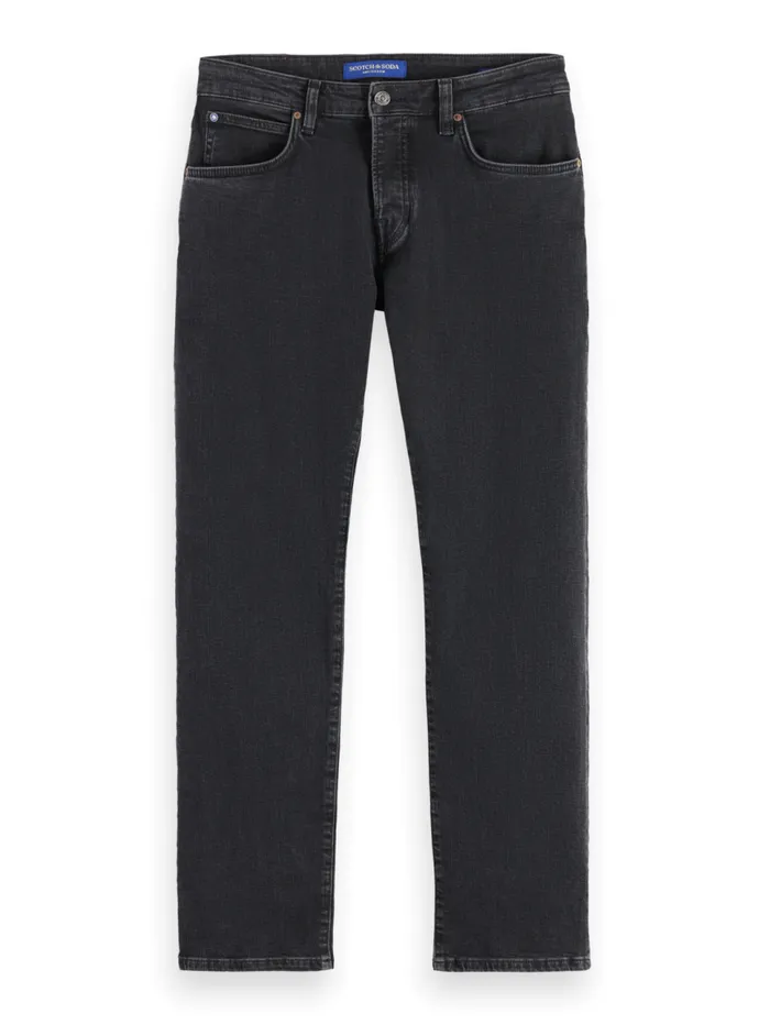 Essential THE ZEE STRAIGHT JEANS CITY BLACK City Black Men Scotch and Soda Jeans Essential THE ZEE STRAIGHT JEANS CITY BLACK City Black Men Scotch and Soda Jeans