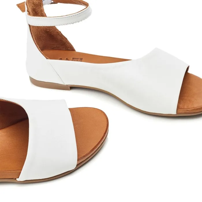 Flat Sandals Women Moda In Pelle Bsoleful BBasel White Leather