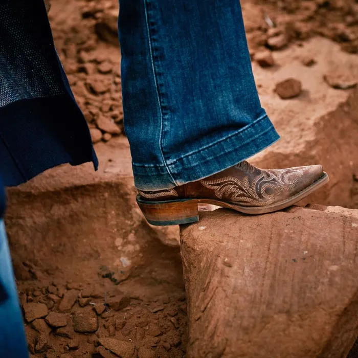 Hazen Western Boot Whiskey Barrel Women Ariat Western Boots Hazen Western Boot Whiskey Barrel Women Ariat Western Boots