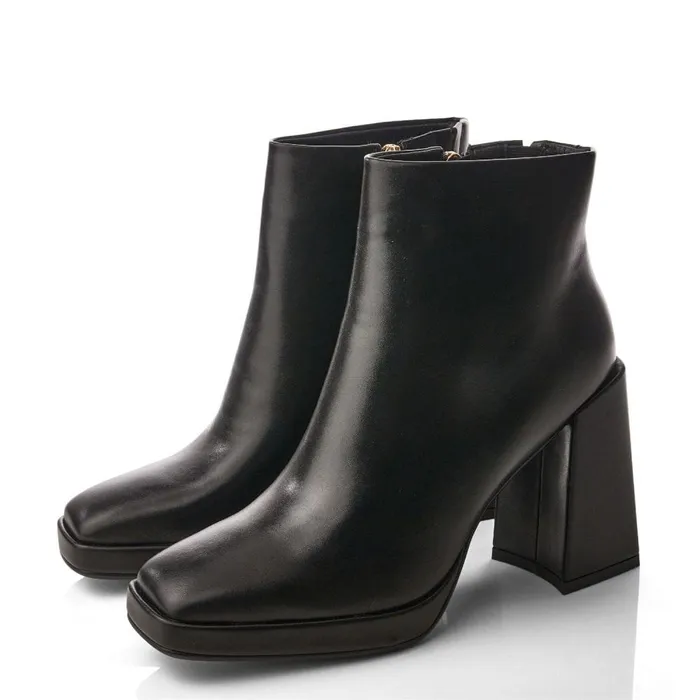 Heeled And Wedge Boots Women Moda In Pelle Marrienne Black Porvair