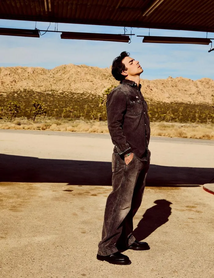 JOE JONAS X SCOTCH SODA THE VERVE 8211 VINTAGE BLACK Vintage Black Men Scotch and Soda Jeans JOE JONAS X SCOTCH SODA THE VERVE 8211 VINTAGE BLACK Vintage Black Men Scotch and Soda Jeans