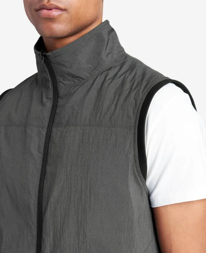 Kenneth Cole Jackets and Outerwear Men Lightweight WaterResistant Vest Charcoal Kenneth Cole Jackets and Outerwear Men Lightweight WaterResistant Vest Charcoal