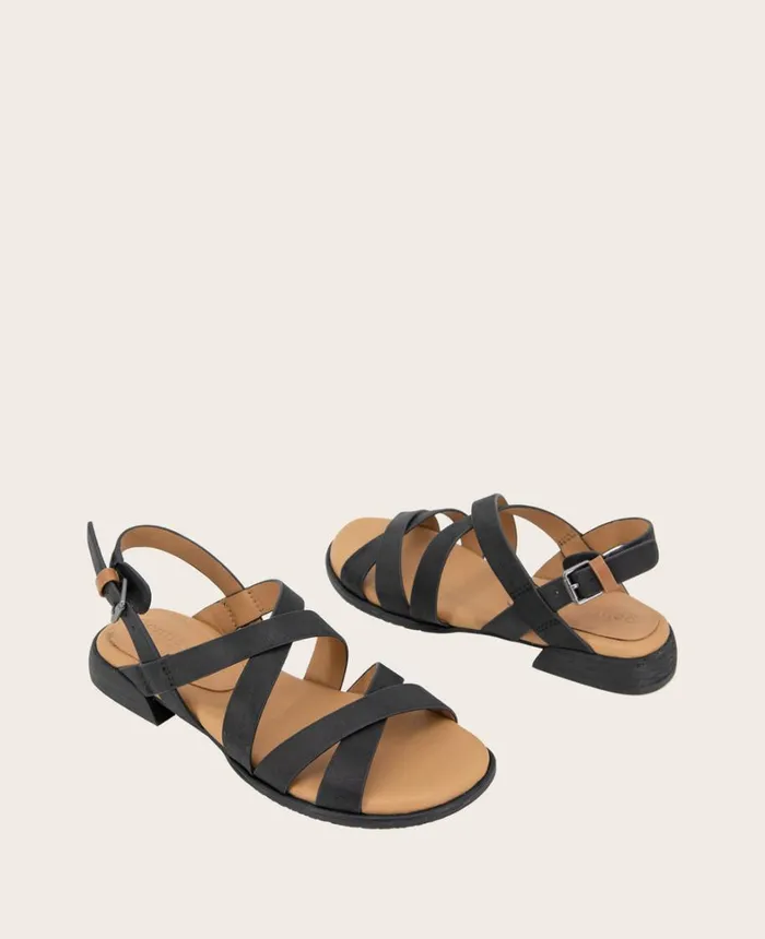 Kenneth Cole Sandals and Wedges Women GENTLE SOULS Helen Sandal Black Kenneth Cole Sandals and Wedges Women GENTLE SOULS Helen Sandal Black
