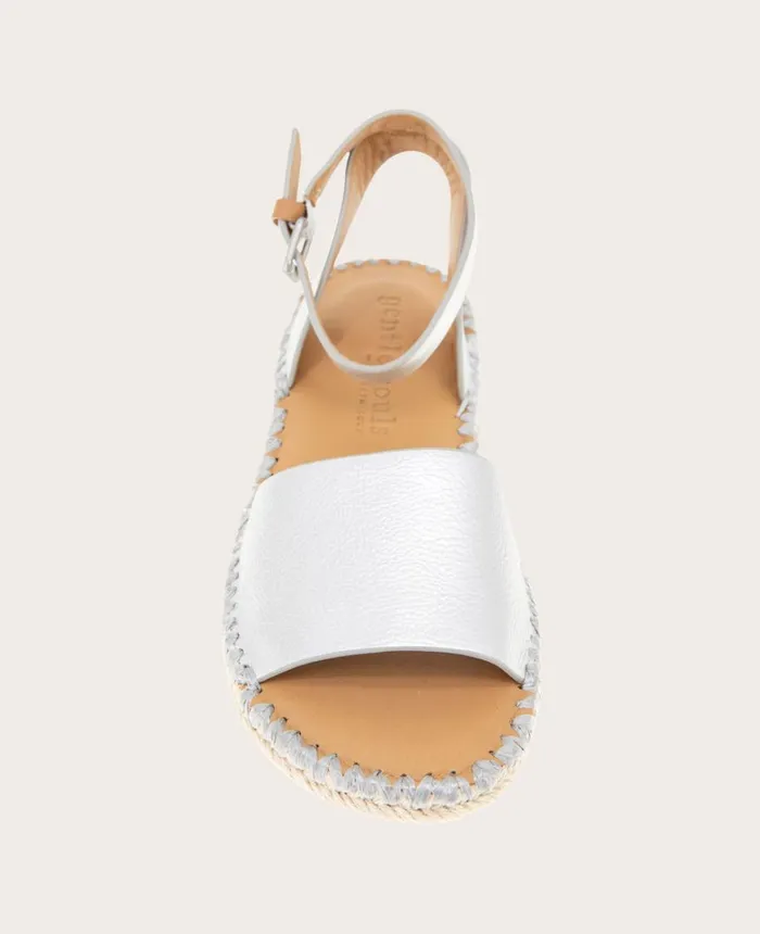Kenneth Cole Sandals and Wedges Women GENTLE SOULS Lucille Sandal Silver Kenneth Cole Sandals and Wedges Women GENTLE SOULS Lucille Sandal Silver