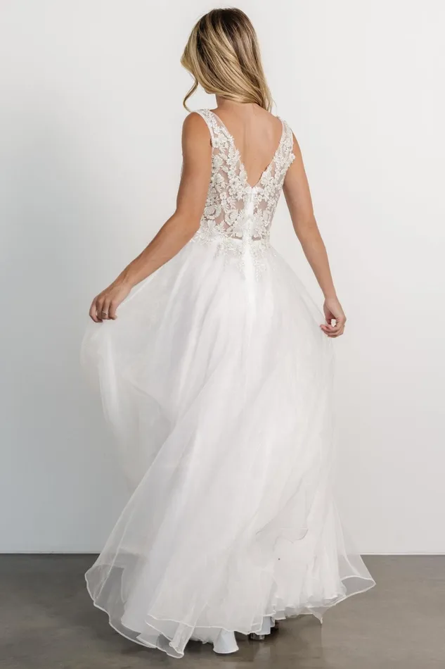 Majestic Bridal Gown White Women Baltic Born Bridal Majestic Bridal Gown White Women Baltic Born Bridal