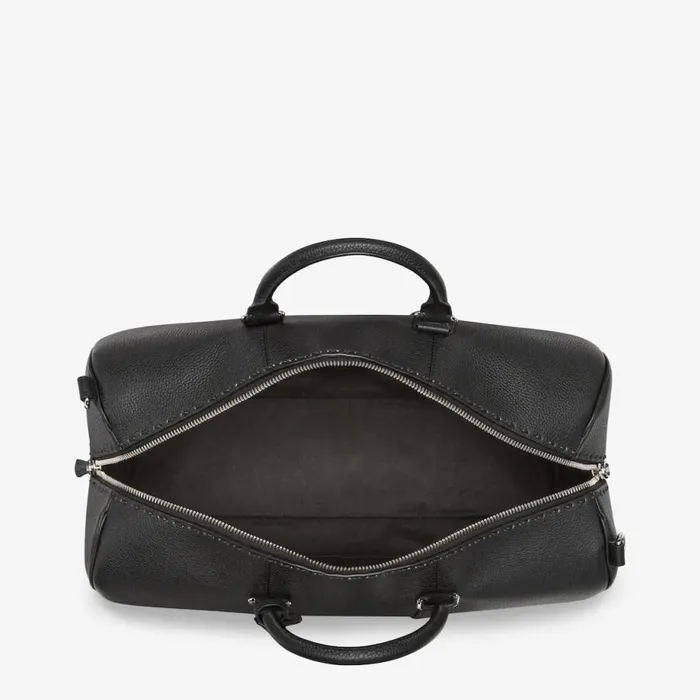 Man Black Cuoio Romano Leather Holdall Bag Black Fendi Travel Bags