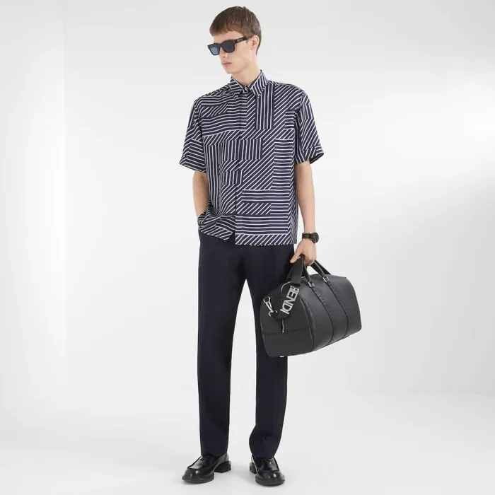 Man Black Cuoio Romano Leather Holdall Bag Black Fendi Travel Bags