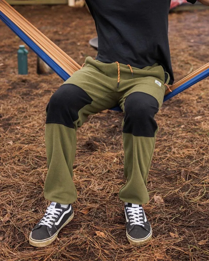 Men Bottoms Passenger Set Off Recycled Polar Fleece Jogger True Black Khaki True Black Khaki