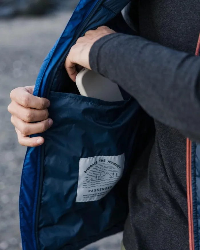 Men Jackets Passenger Roamer Insulated Vest Rich NavyCobalt Rich Navycobalt