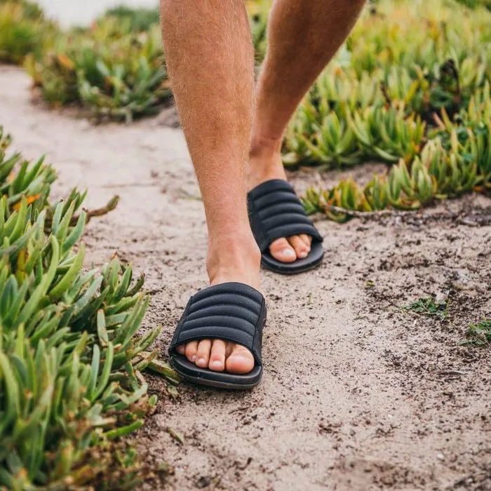 Men Maha 039Olu Mens Comfortable Slide Sandals Black Olukai Slides Men Maha 039Olu Mens Comfortable Slide Sandals Black Olukai Slides