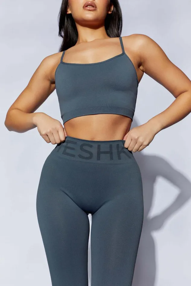 Meshki Activewear Lanie Scoop Neck Tank Top 8211 Charcoal Charcoal 8211 Women