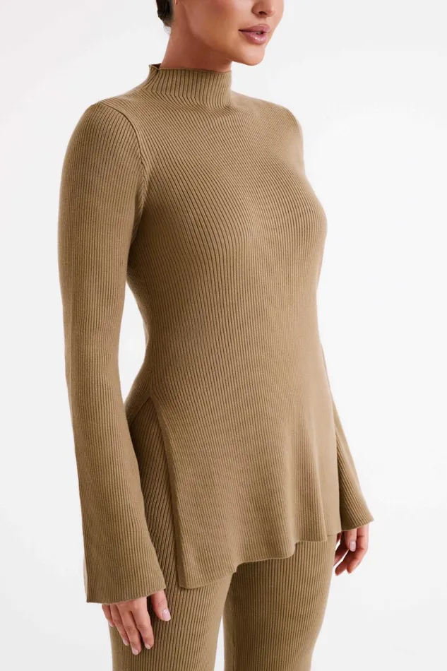 Meshki Sweaters and Hoodies Jovie Oversized Knit Jumper 8211 Olive Olive 8211 Women