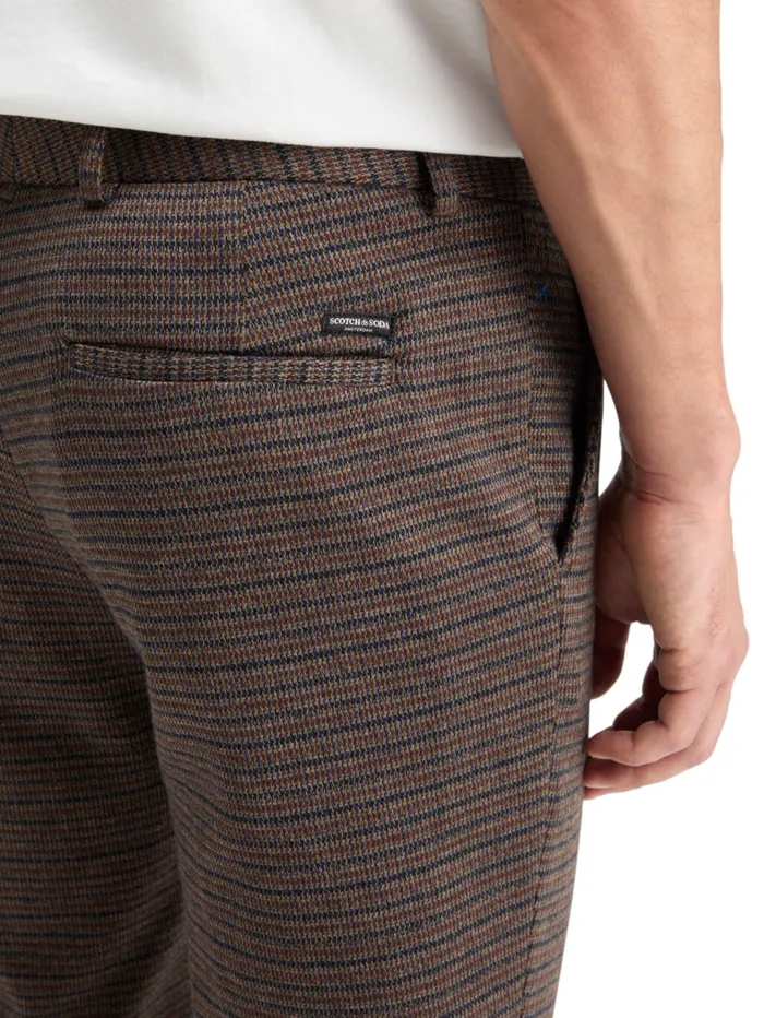 Mott 8211 Knitted Slim Fit Chino Black Melange Men Scotch and Soda Pants