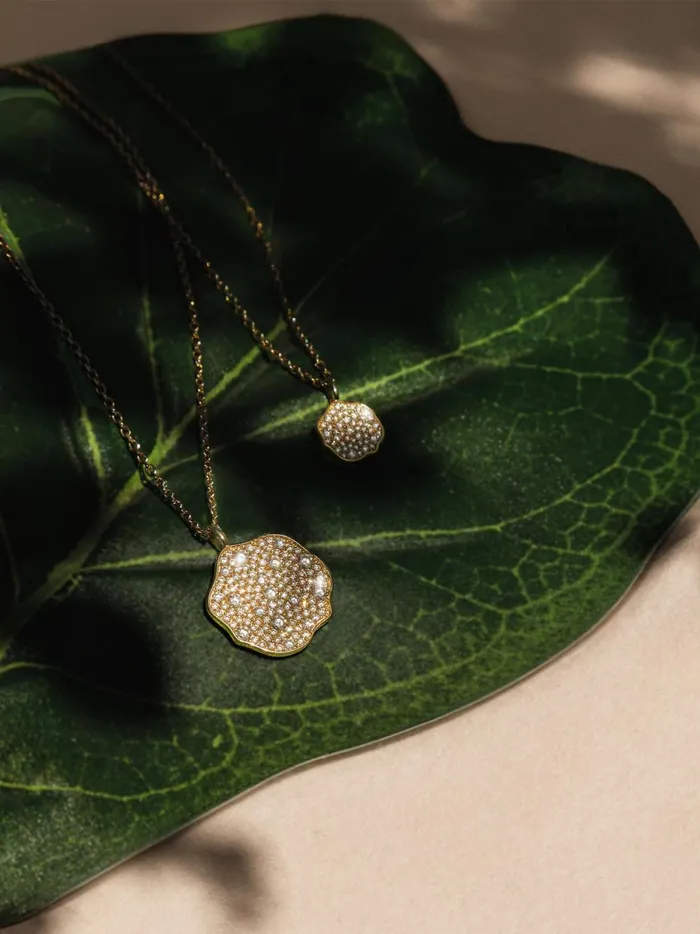 Petite Fleur Pav Diamond Mini Pendant Necklace Yellow Gold Women Brochu Walker Fine Jewelry