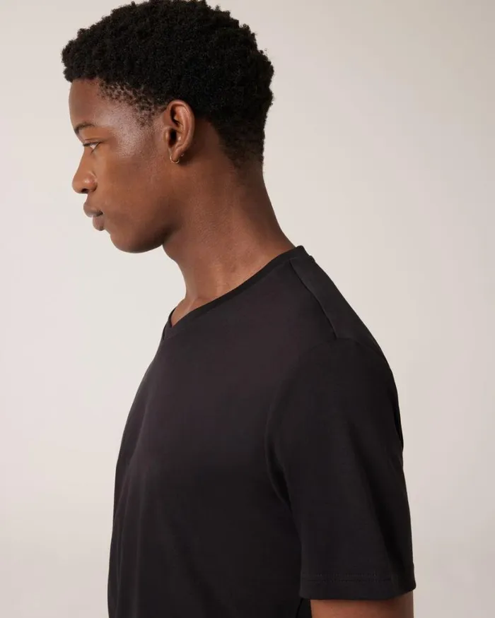 Politix TShirts Men Slim VNeck Travel Tee Black