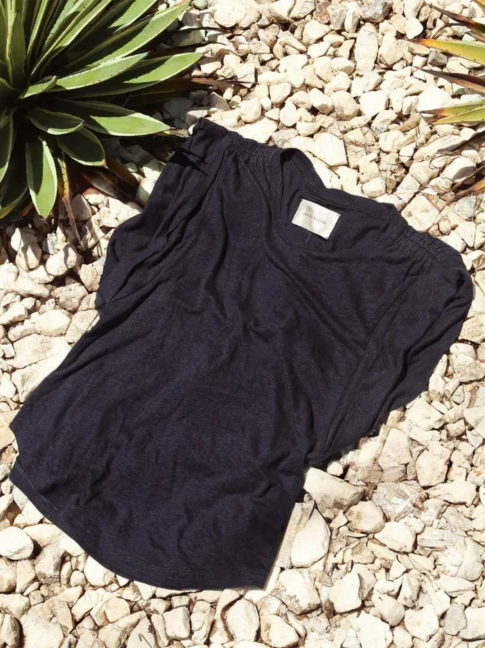 The Reins Tee Navy Women Brochu Walker Tops