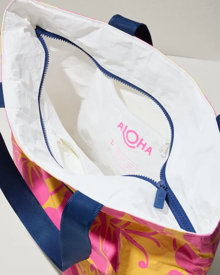 Tommy Bahama Aloha Collection Hana Hou Day Tripper Tote Punch Beach and HomeWomen Luggage and Travel Tommy Bahama Aloha Collection Hana Hou Day Tripper Tote Punch Beach and HomeWomen Luggage and Travel