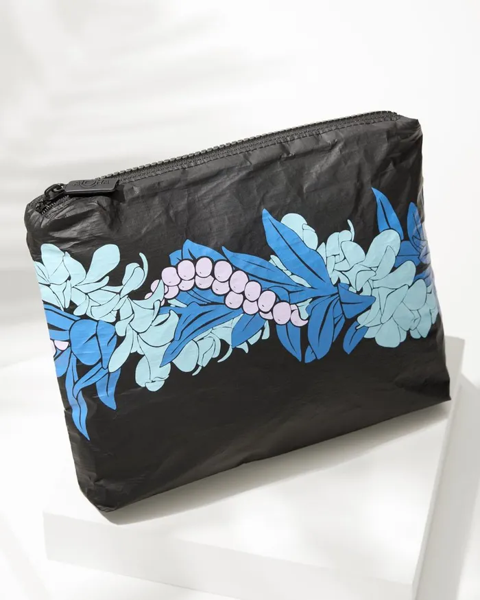 Tommy Bahama Aloha Collection Mokihana Small Pouch Huckleberryblack WomenBeach and Home Luggage and Travel Tommy Bahama Aloha Collection Mokihana Small Pouch Huckleberryblack WomenBeach and Home Luggage and Travel