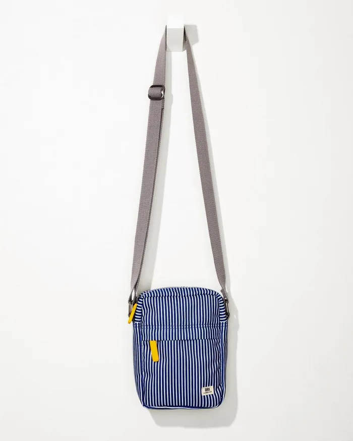 Tommy Bahama Bond Hickory Stripe Canvas Crossbody Hickory Stripe WomenMenBig and TallBeach and Home Handbags and Clutches Tommy Bahama Bond Hickory Stripe Canvas Crossbody Hickory Stripe WomenMenBig and TallBeach and Home Handbags and Clutches