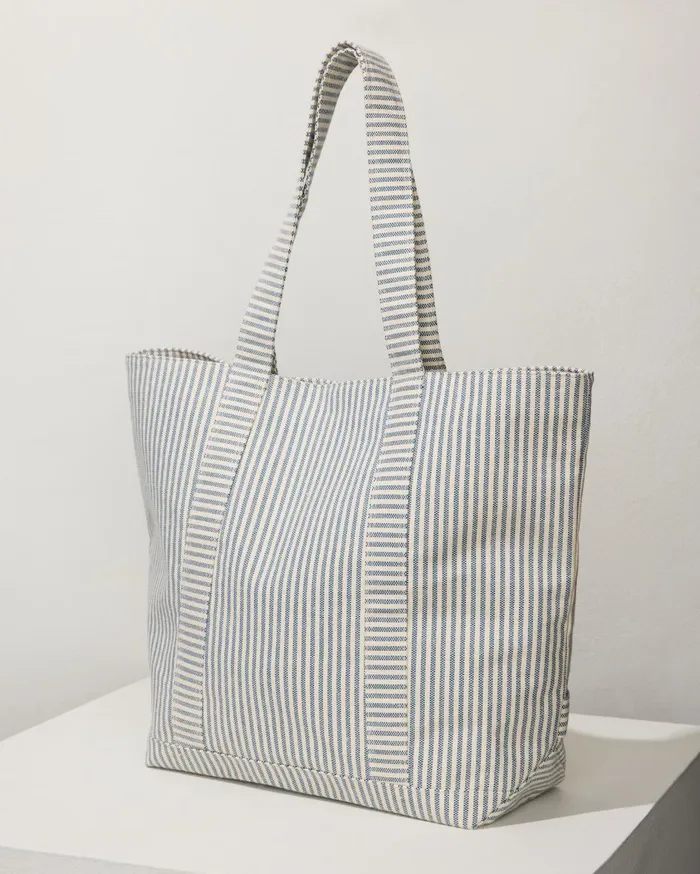 Tommy Bahama Sunburst Raffia Clutch Natural Women Handbags and Clutches Tommy Bahama Sunburst Raffia Clutch Natural Women Handbags and Clutches