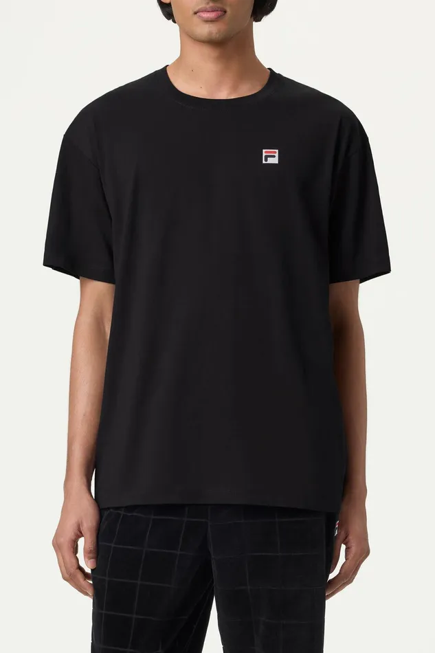 Tops and TShirts Men Fila Classic Relaxed Tee 001 Black Tops and TShirts Men Fila Classic Relaxed Tee 001 Black