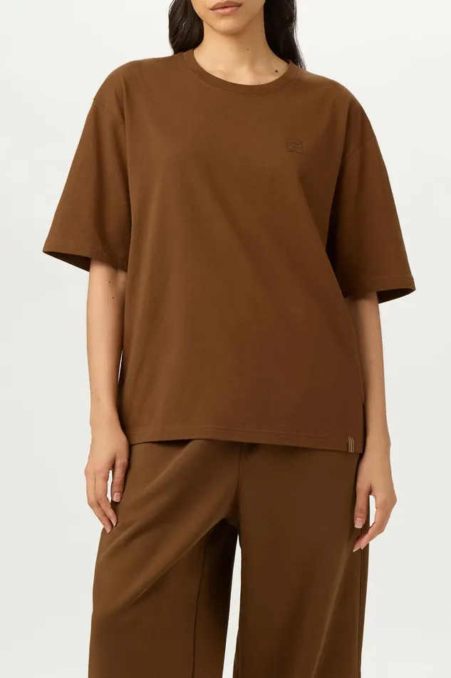 Tops and TShirts Women Fila Apex Relaxed Box Tee 200 Emperador Tops and TShirts Women Fila Apex Relaxed Box Tee 200 Emperador