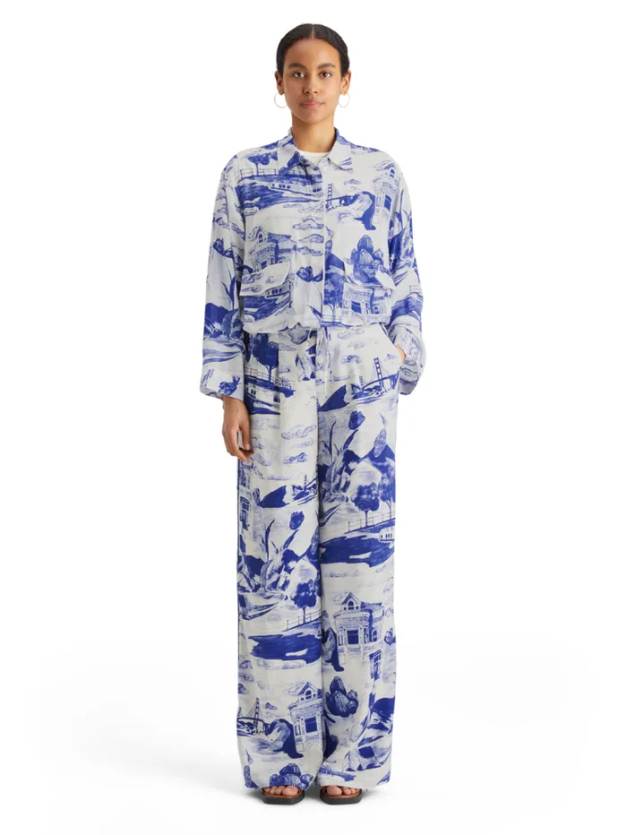 UTILITY FLUID SHIRT Journey Of The Free Mind Blue Women Scotch and Soda Tops and TShirts UTILITY FLUID SHIRT Journey Of The Free Mind Blue Women Scotch and Soda Tops and TShirts