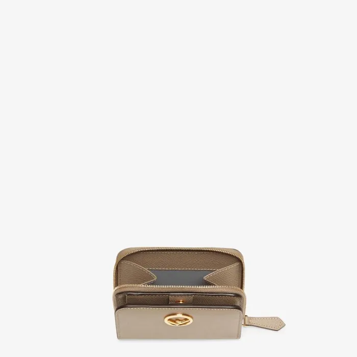 Woman Beige Leather Wallet Beige Fendi Wallets