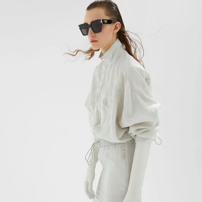Woman Black Acetate Sunglasses Black Fendi Sunglasses