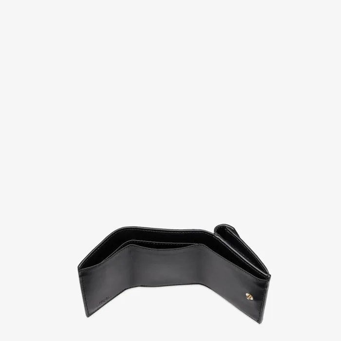 Woman Black Leather Wallet Black Fendi Wallets